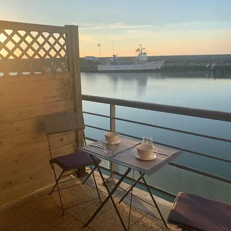 Evasion A Apartament *